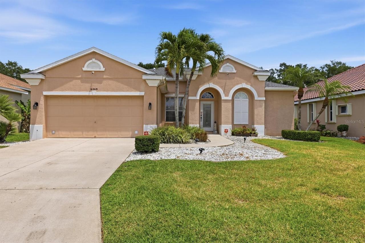 6269 Donnington Ct., Sarasota, FL 34238