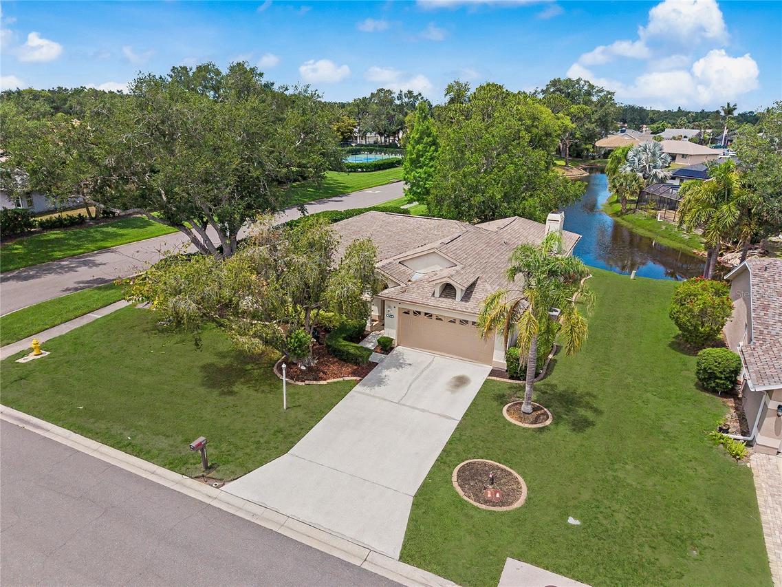 5657 29th Street Cir., Bradenton, FL 34203