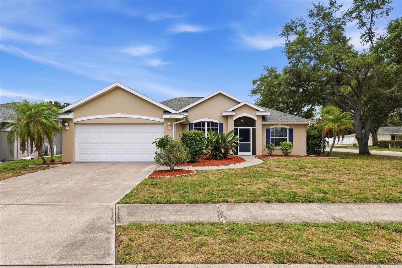 2404 50th Dr., Bradenton, FL 34203