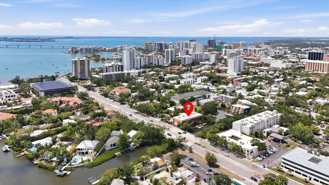 1650 Pine Tree Ln. #103, Sarasota, FL 34236