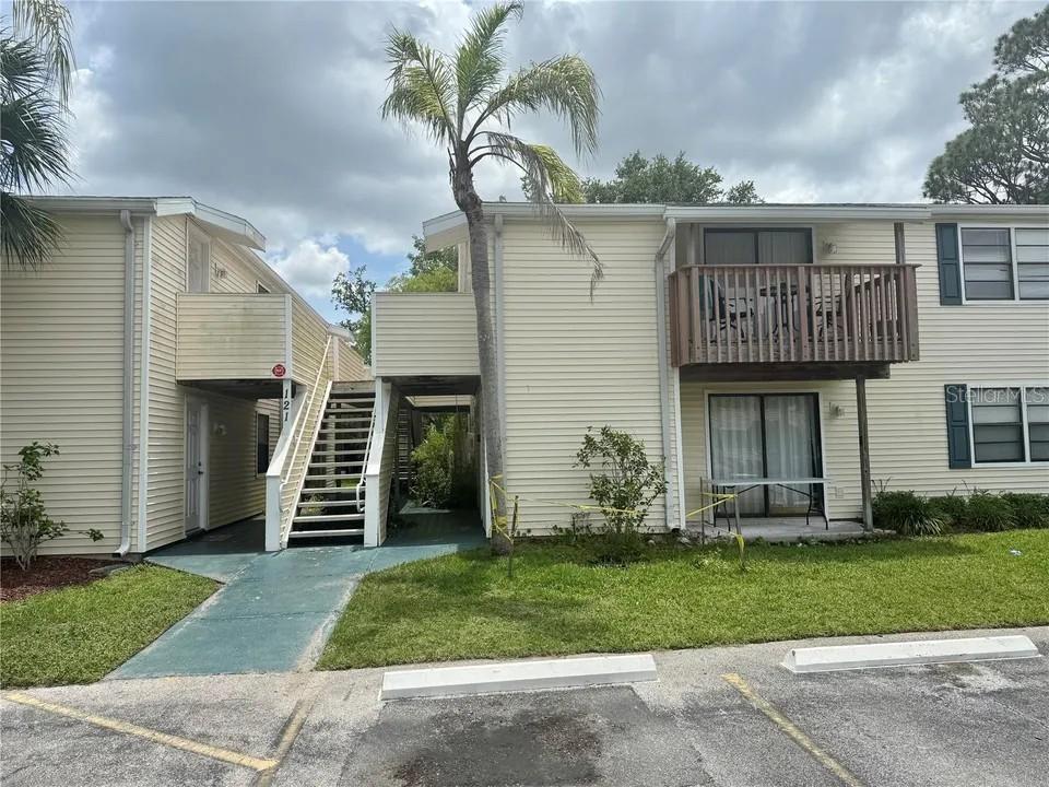 121 Loblolly Ct. #C, Oldsmar, FL 34677