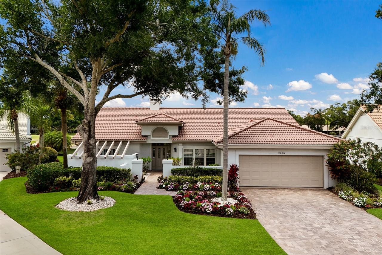 2893 Sandringham Pl., Sarasota, FL 34235