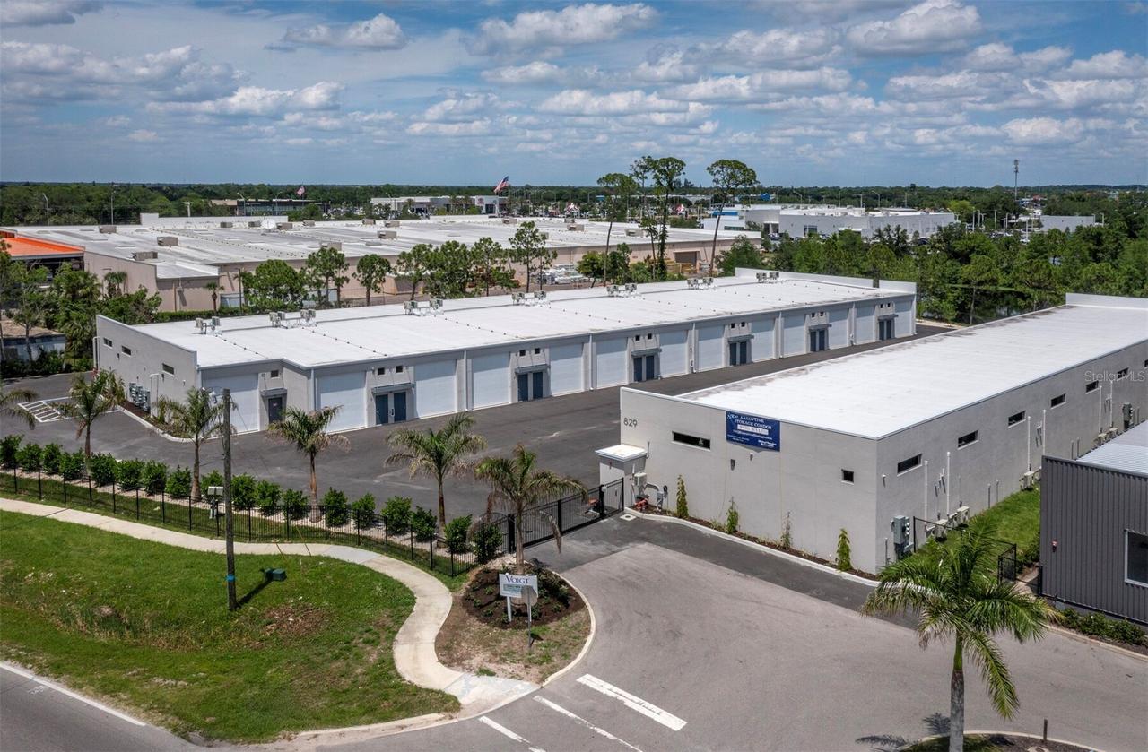 829 57th St. #1, Bradenton, FL 34208