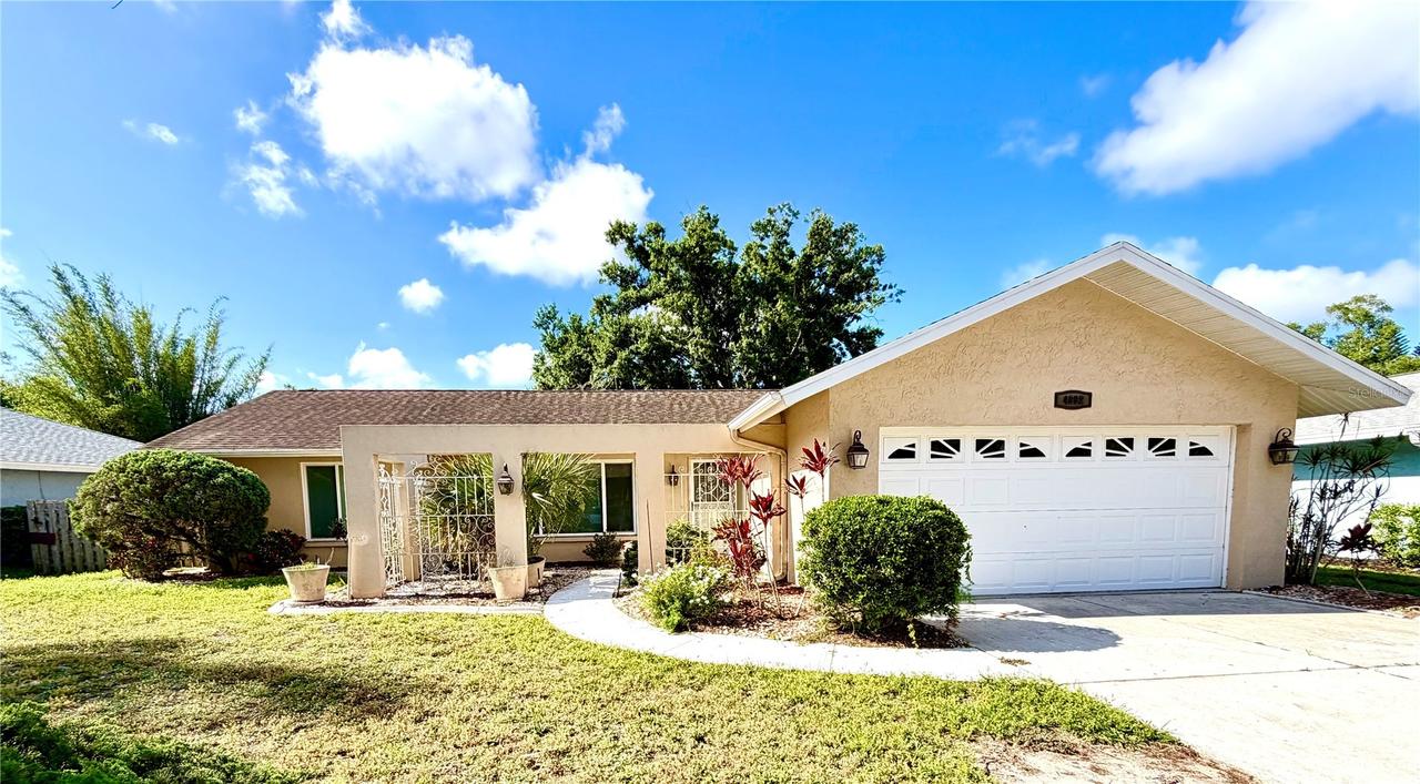 4892 Greencroft Rd., Sarasota, FL 34235