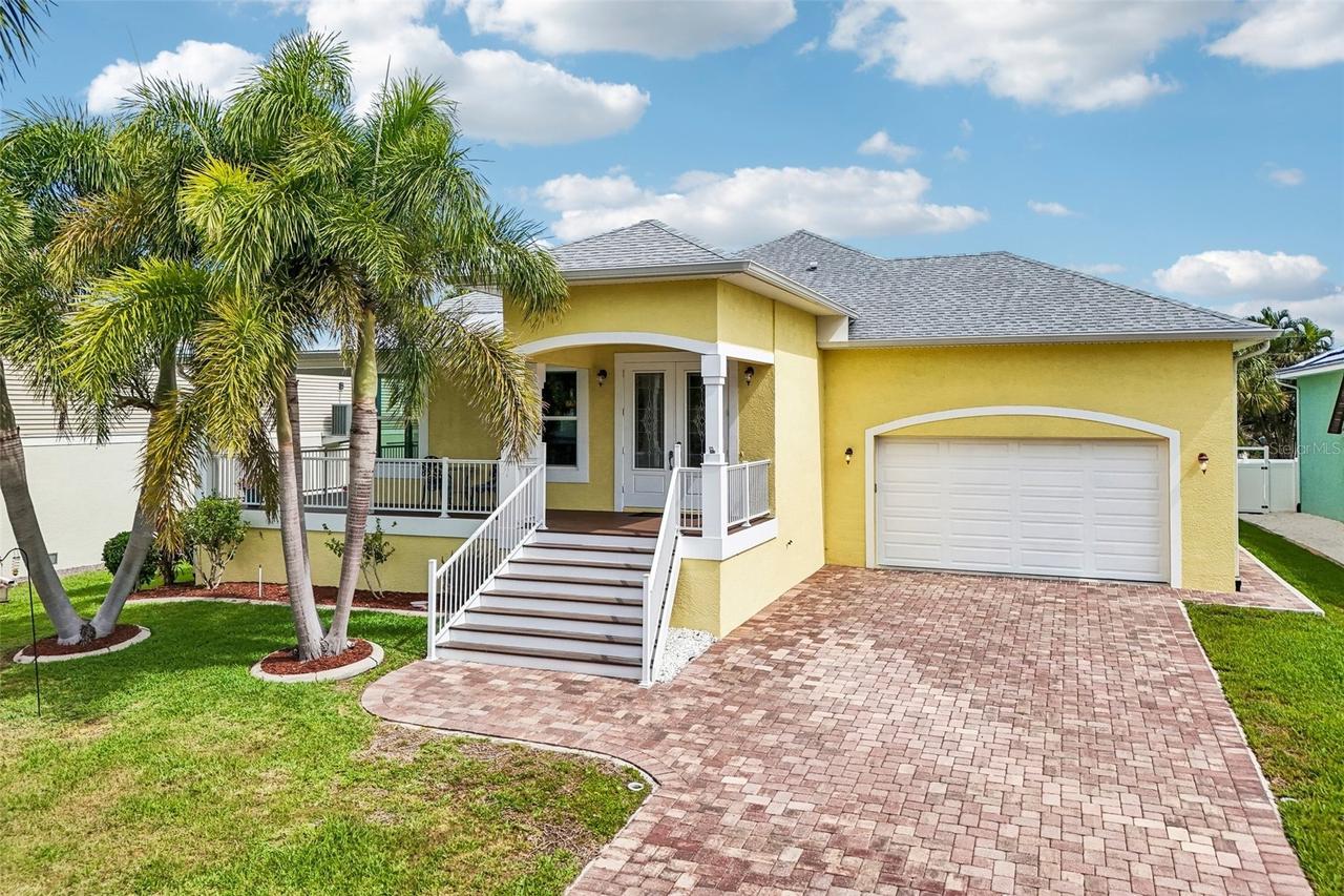 8174 17th Ave., Bradenton, FL 34209