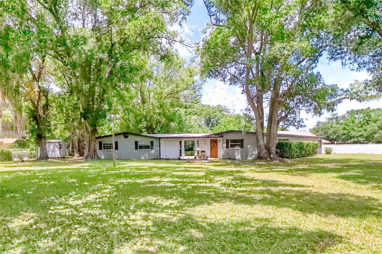 5205 Five Acre Rd., Plant City, FL 33565