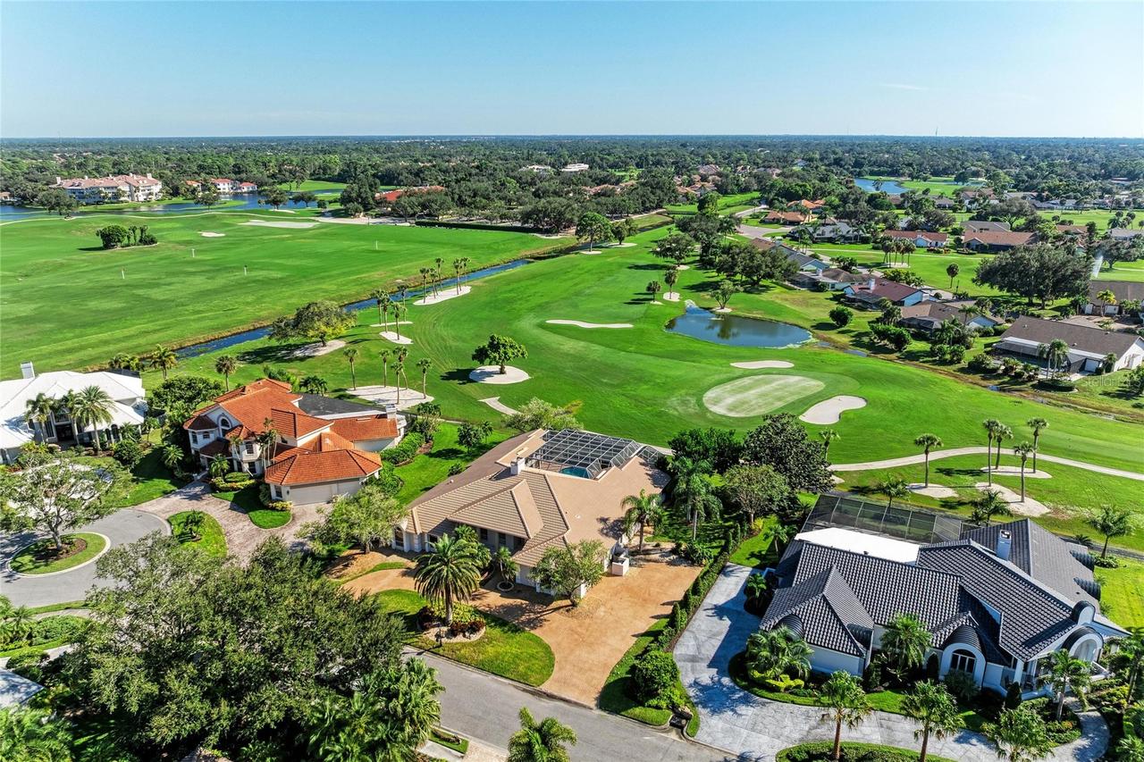 4268 Las Palmas Way, Sarasota, FL 34238