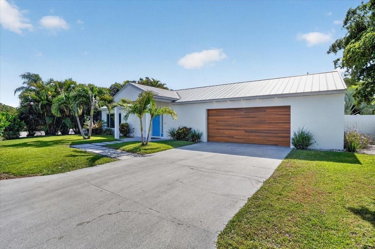 2201 Webber St., Sarasota, FL 34239