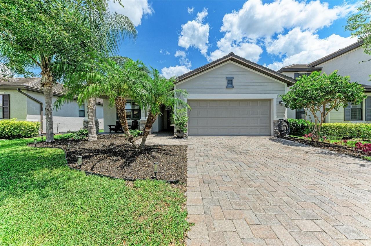11515 Sweetgrass Dr., Bradenton, FL 34212