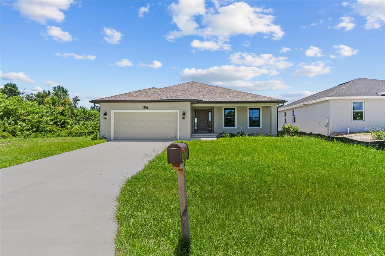 196 Arch Dr., Rotonda West, FL 33947