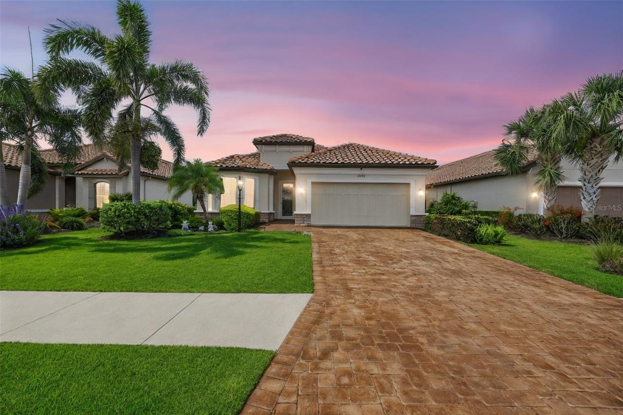 13202 Prima Dr., Bradenton, FL 34211