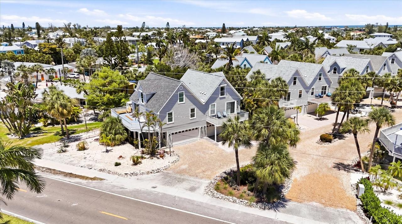 6325 Gulf Dr., Holmes Beach, FL 34217