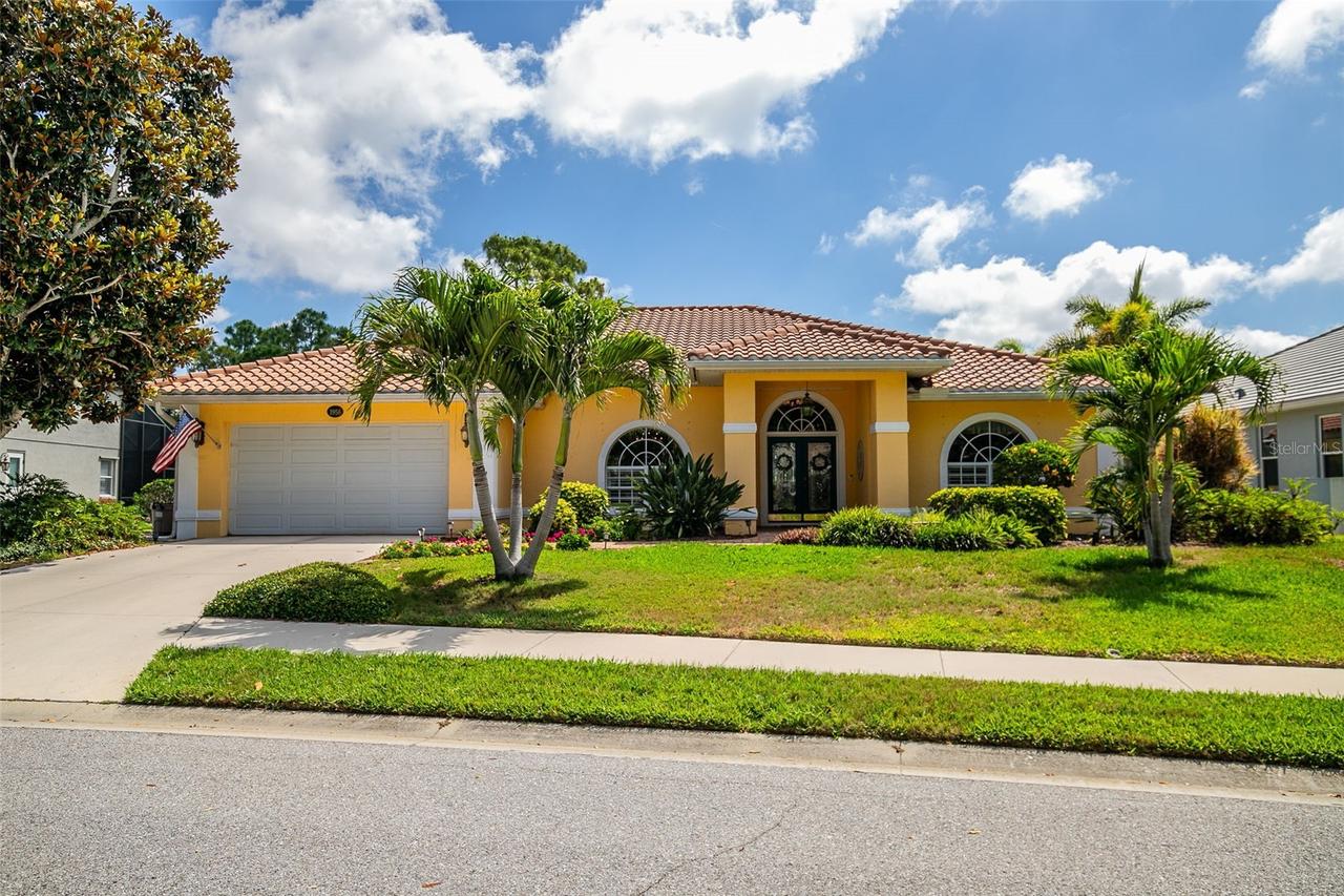 1956 White Feather Ln., Nokomis, FL 34275