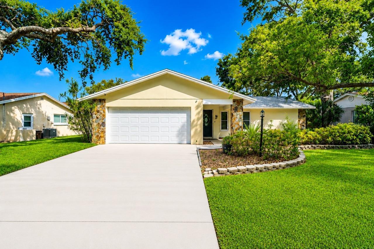 10436 Silhavy Dr., Largo, FL 33774