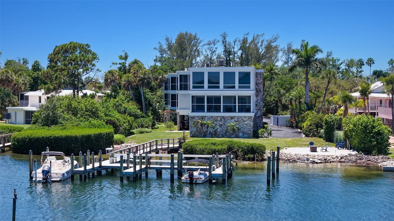 5320 Gulf Of Mexico Dr. #101, Longboat Key, FL 34228