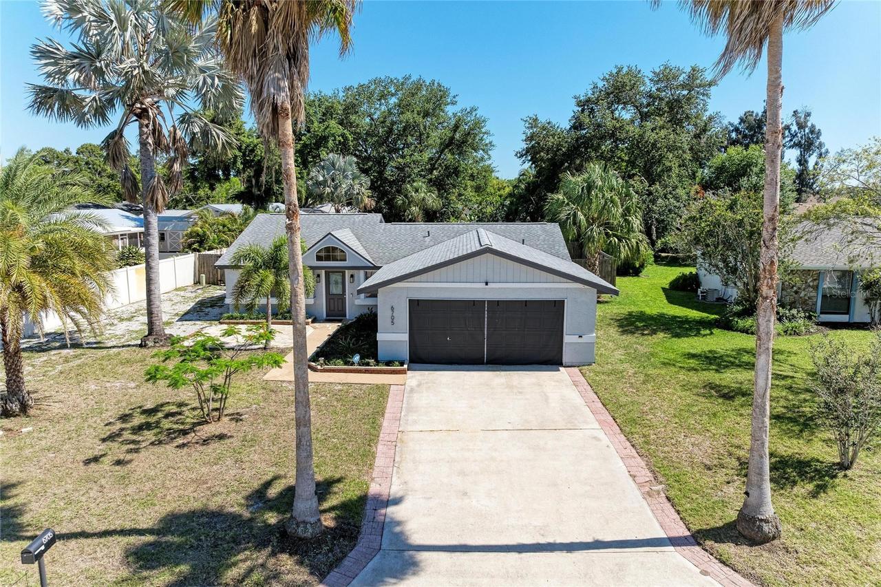 6705 35th Ave., Bradenton, FL 34209