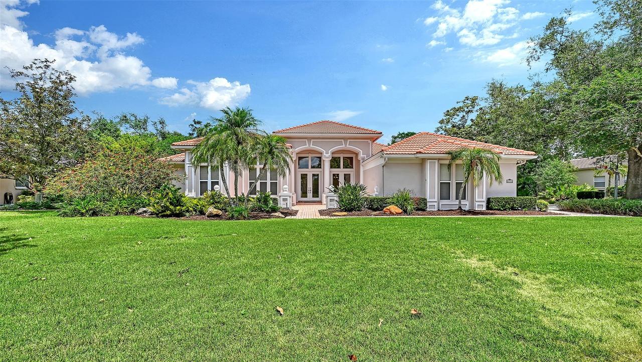 6935 Riversedge Street Cir., Bradenton, FL 34202