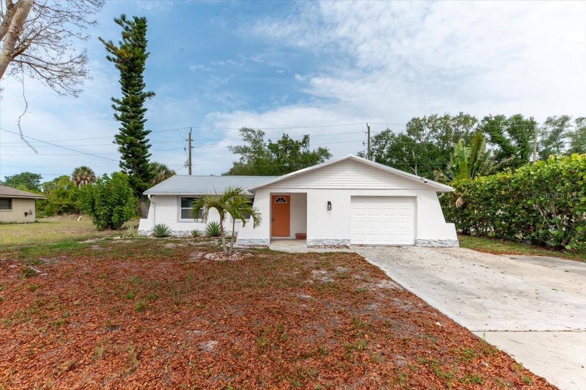2580 Shamrock Dr., Venice, FL 34293