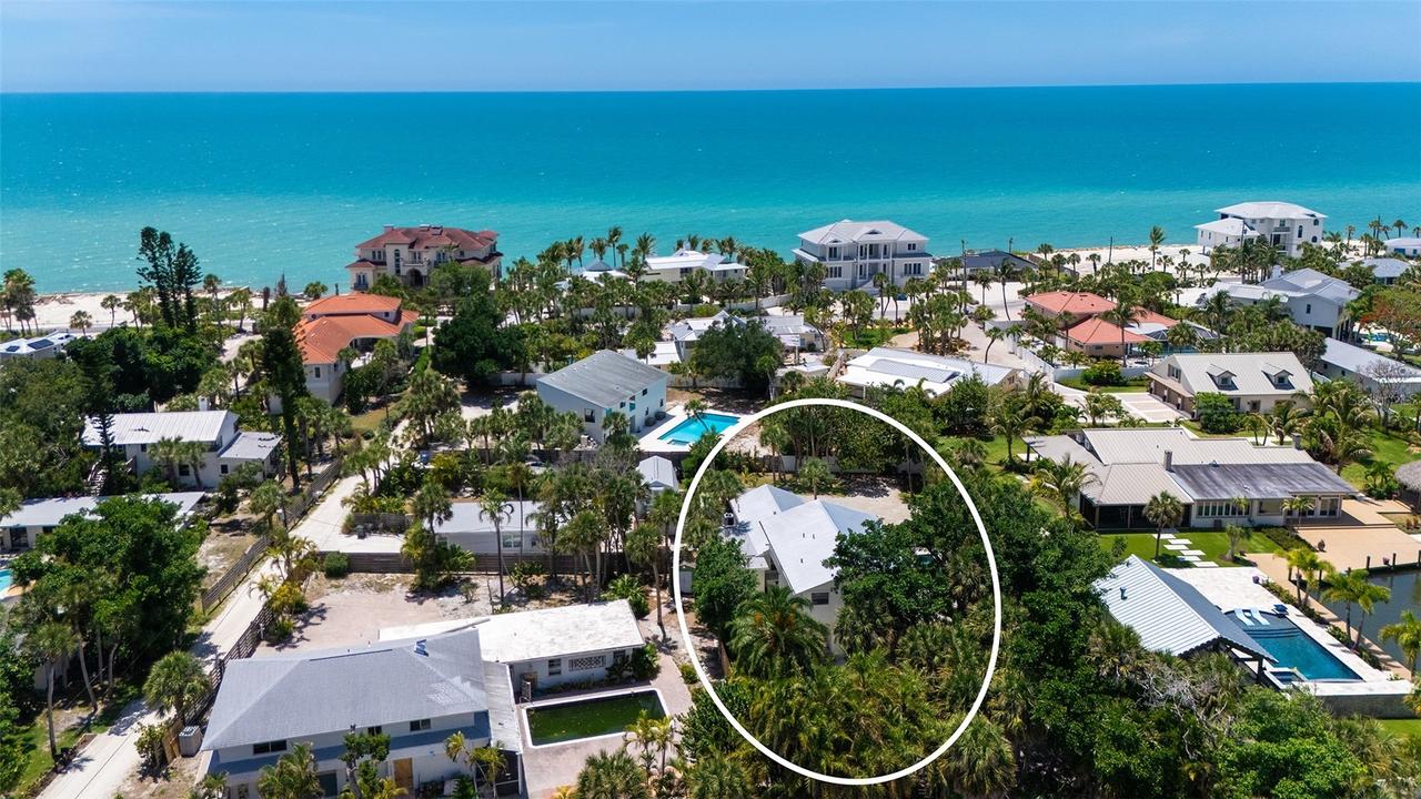 3708 Sandspur Ln., Nokomis, FL 34275