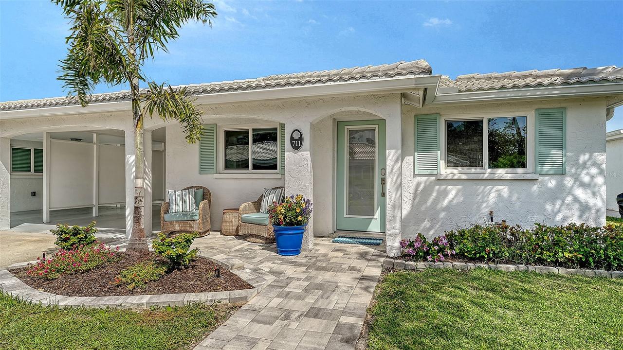 711 Spanish Dr., Longboat Key, FL 34228