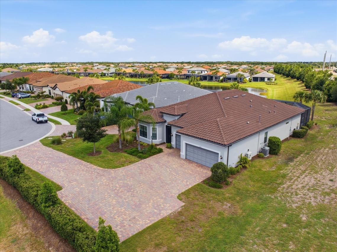 18115 Littleton Pl., Bradenton, FL 34202