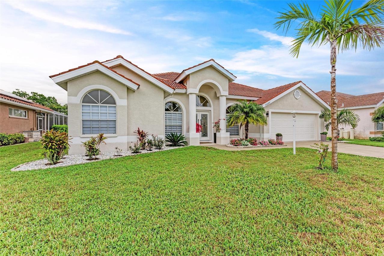 7327 38th Court East, Sarasota, FL 34243