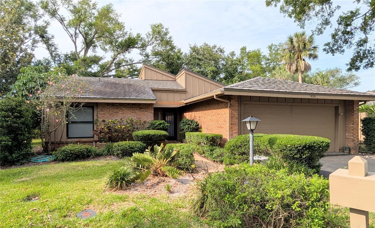 1509 Willow Oak Cir. #53, Bradenton, FL 34209
