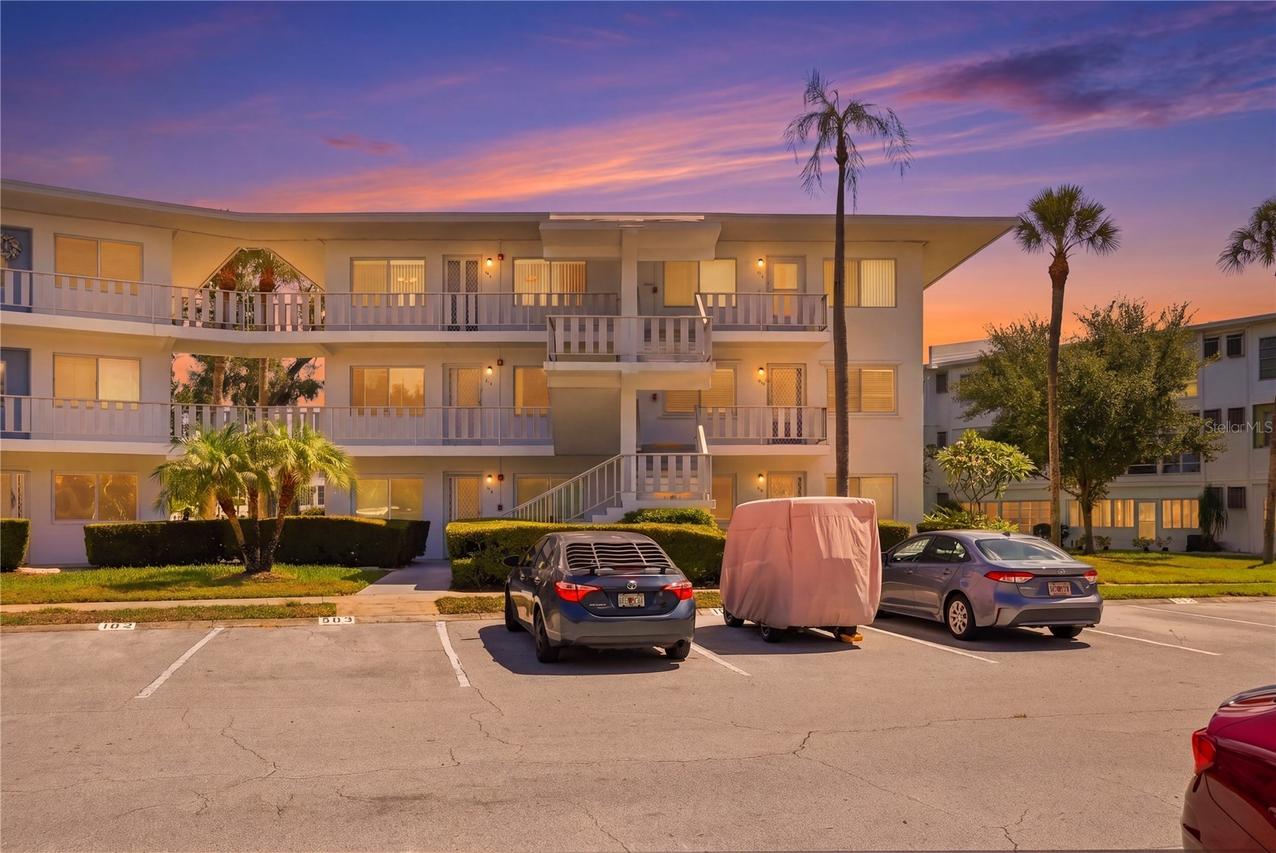 11201 80th Ave. #302, Seminole, FL 33772