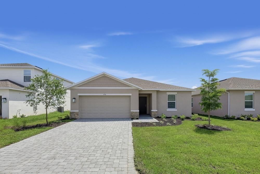 6754 Equinox Ln., North Fort Myers, FL 33917