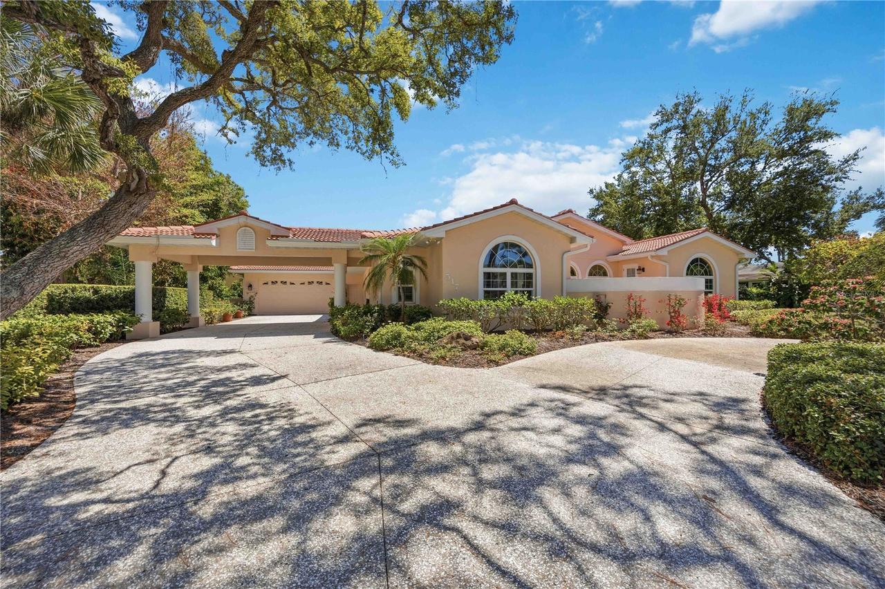 517 Granada Ave., Venice, FL 34285