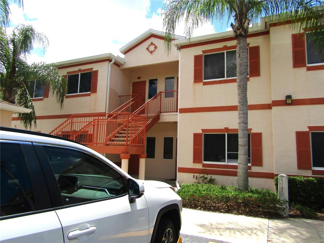 3966 Mediterranea Cir. #421, Sarasota, FL 34233