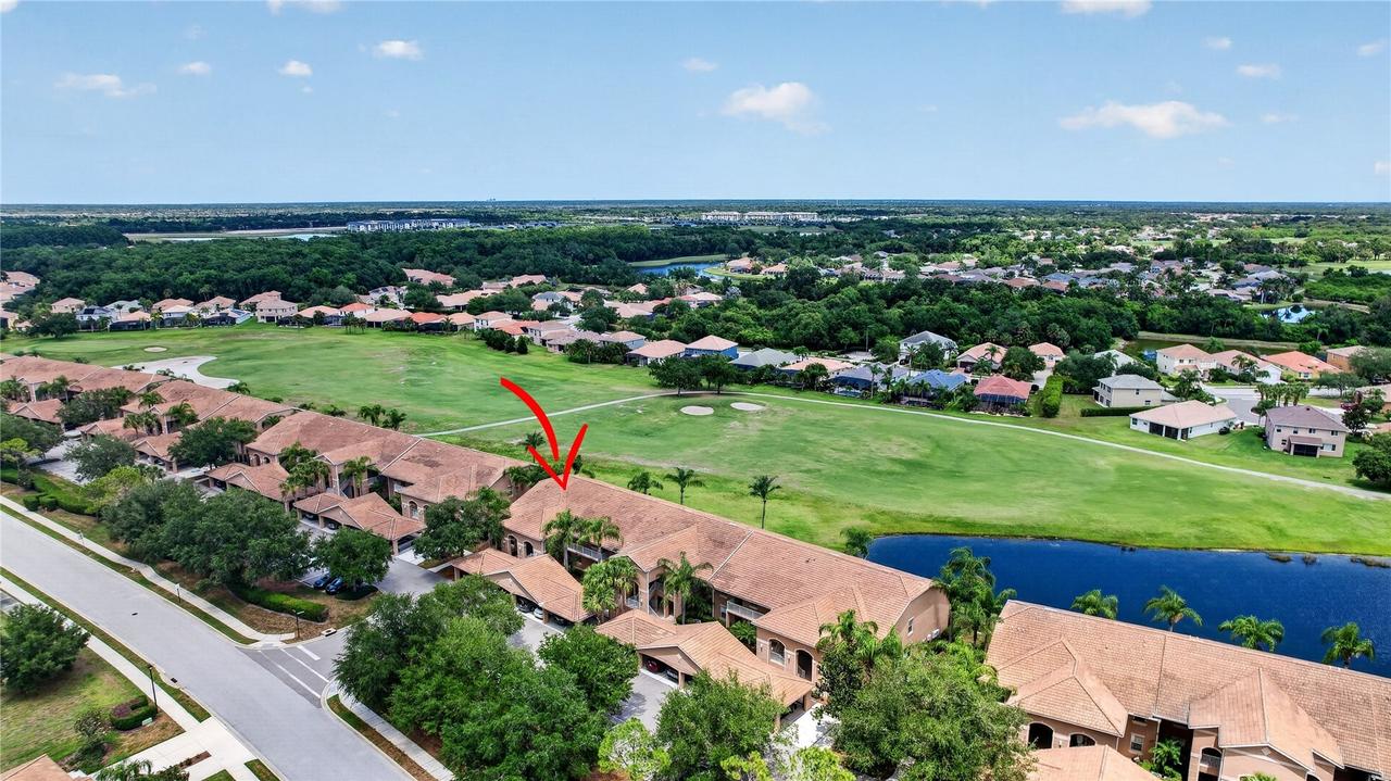 915 Fairwaycove Ln. #101, Bradenton, FL 34212