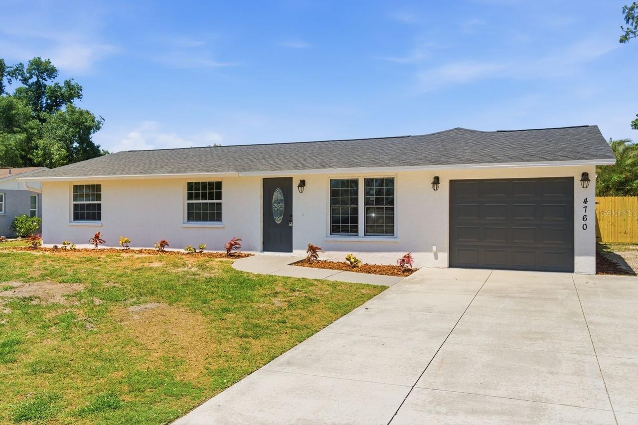 4760 Seville Dr., Sarasota, FL 34235