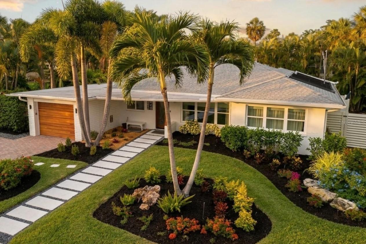 409 N Washington Dr., Sarasota, FL 34236