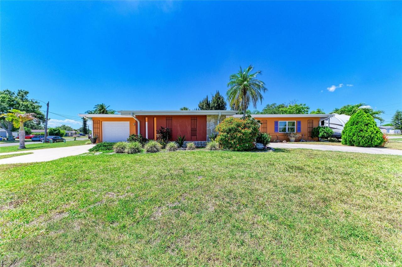 2486 Conway Blvd., Port Charlotte, FL 33952