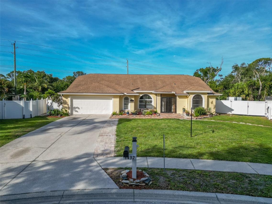8432 Palm Lakes Ct., Sarasota, FL 34243