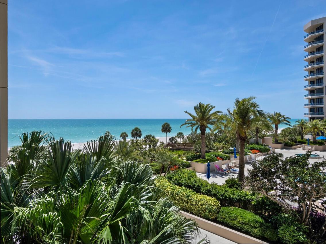 1211 Gulf Of Mexico Dr. #109, Longboat Key, FL 34228