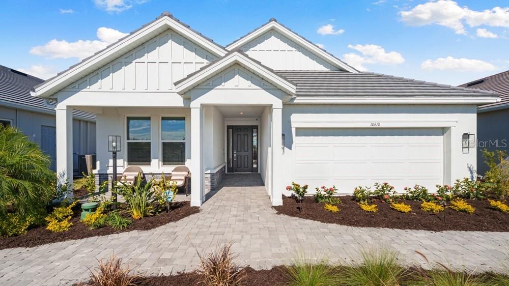 10610 Eclipse St., Sarasota, FL 34241