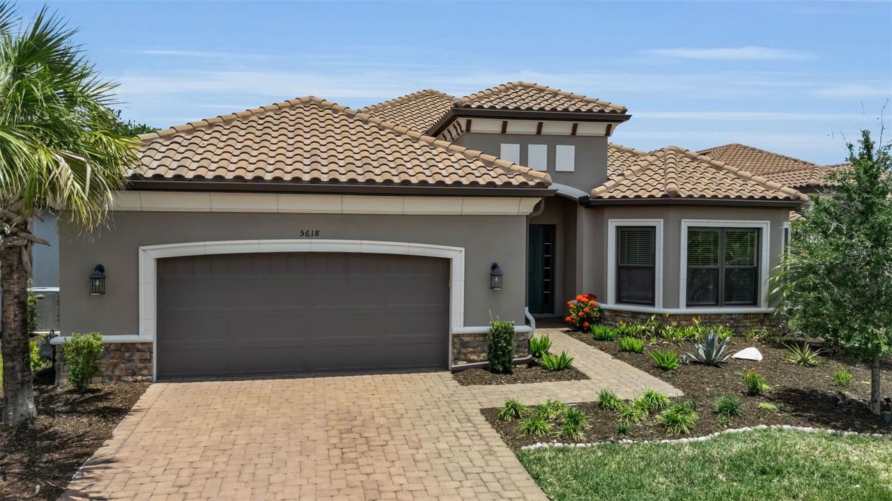 5618 Caserta Ct., Palmetto, FL 34221