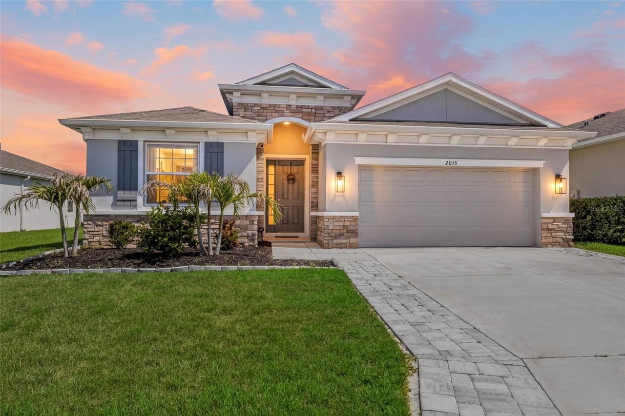 2013 Midnight Pearl Dr., Sarasota, FL 34240