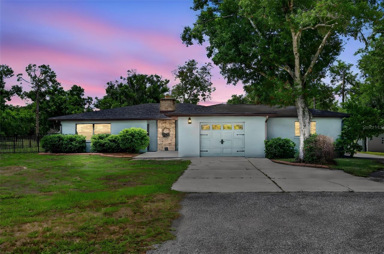 6147 Hupa Rd., Sarasota, FL 34241