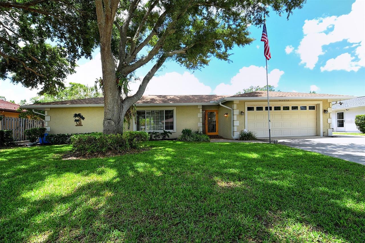 3140 Espanola Dr., Sarasota, FL 34239