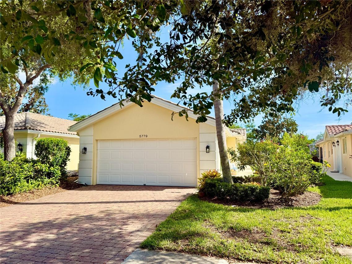 5779 Ivrea Dr., Sarasota, FL 34238