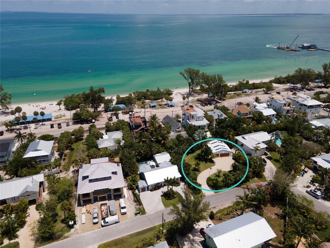 240 Gladiolus St., Anna Maria, FL 34216