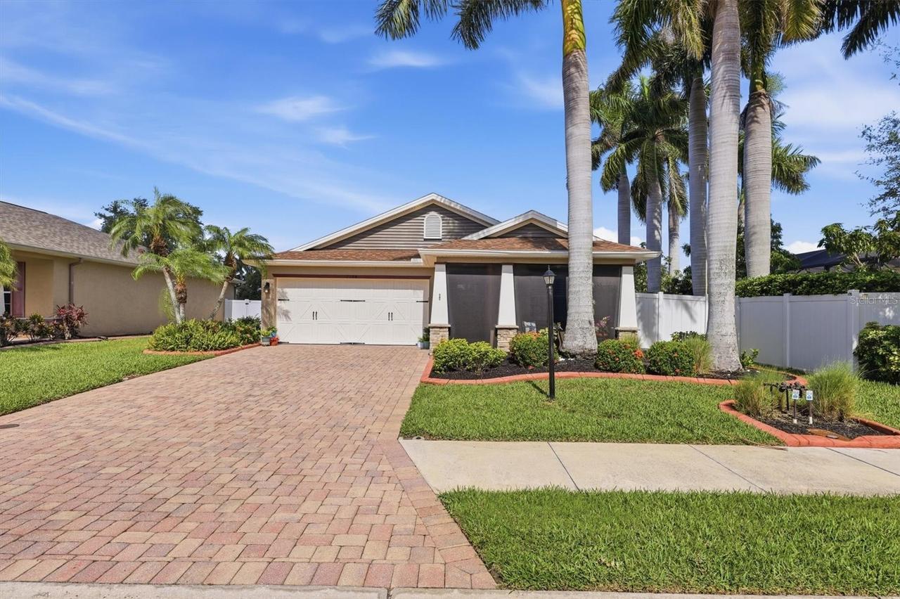 7106 35th St., Sarasota, FL 34243