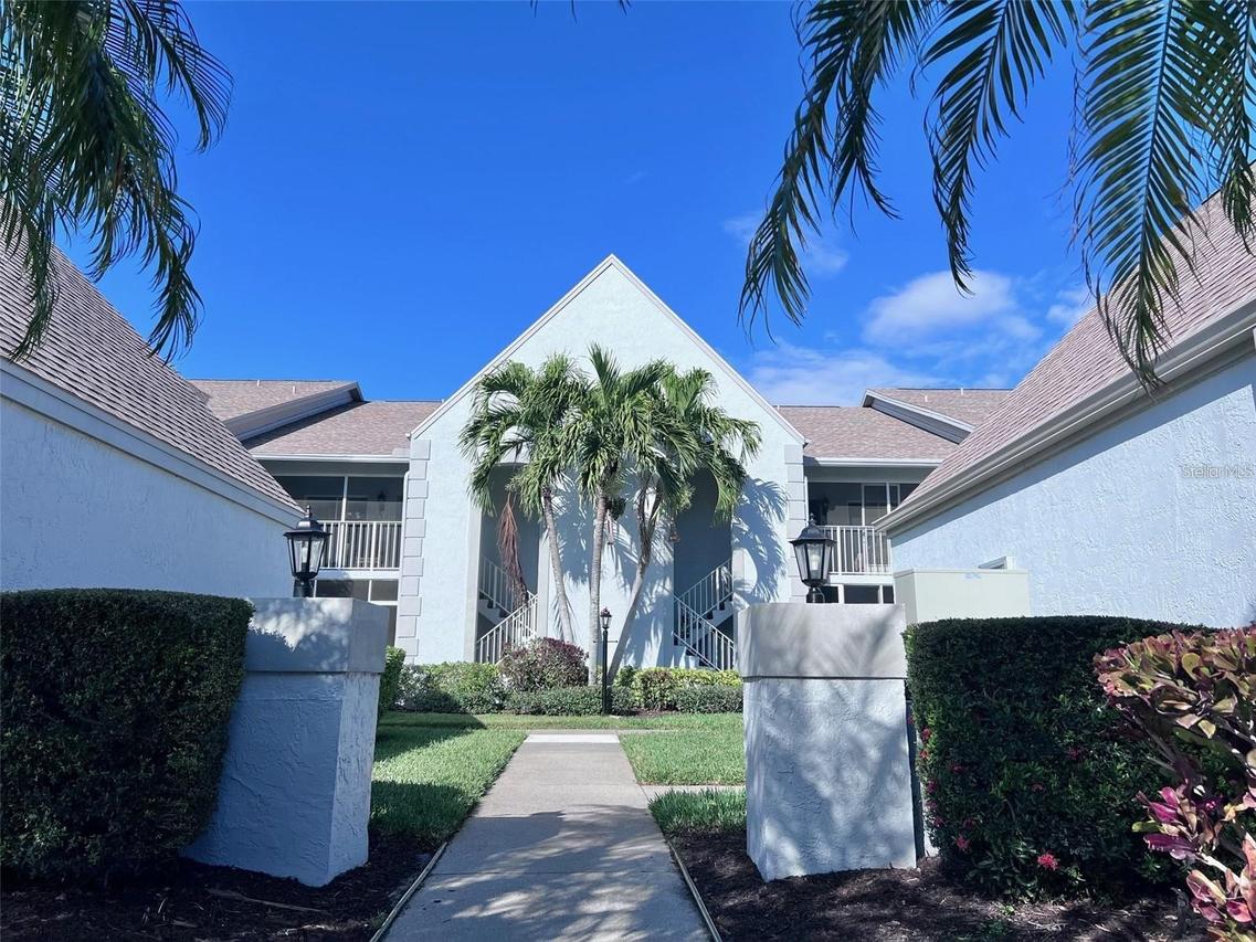 6707 Stone River Rd. #203, Bradenton, FL 34203