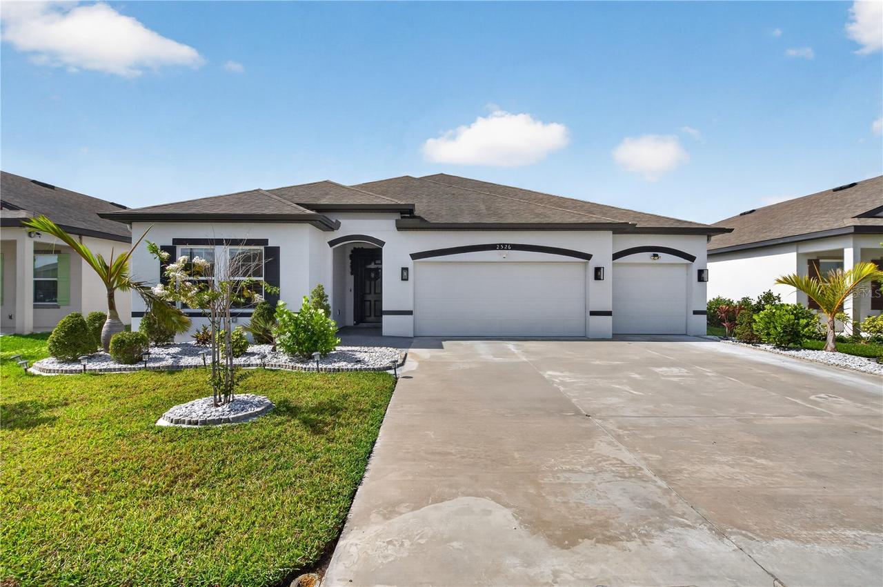 2526 Sand Gables Tr., Bradenton, FL 34208
