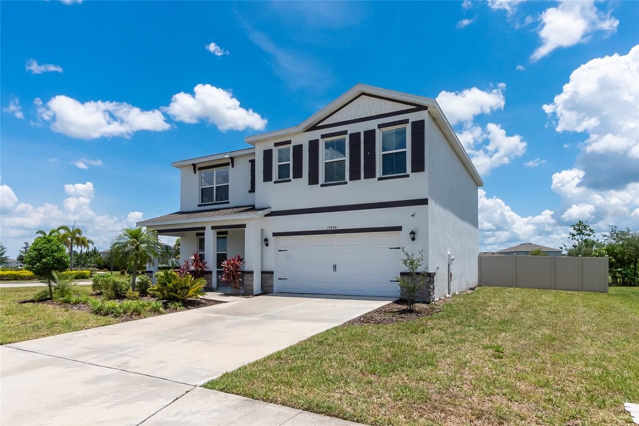 17448 Harvest Moon Way, Bradenton, FL 34211