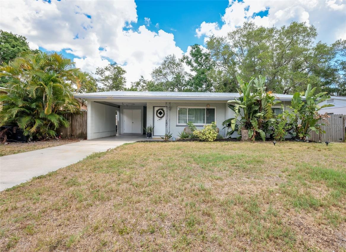 2654 Grand Cayman St., Sarasota, FL 34231