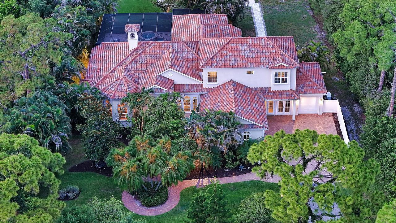 4981 Hubner Cir., Sarasota, FL 34241